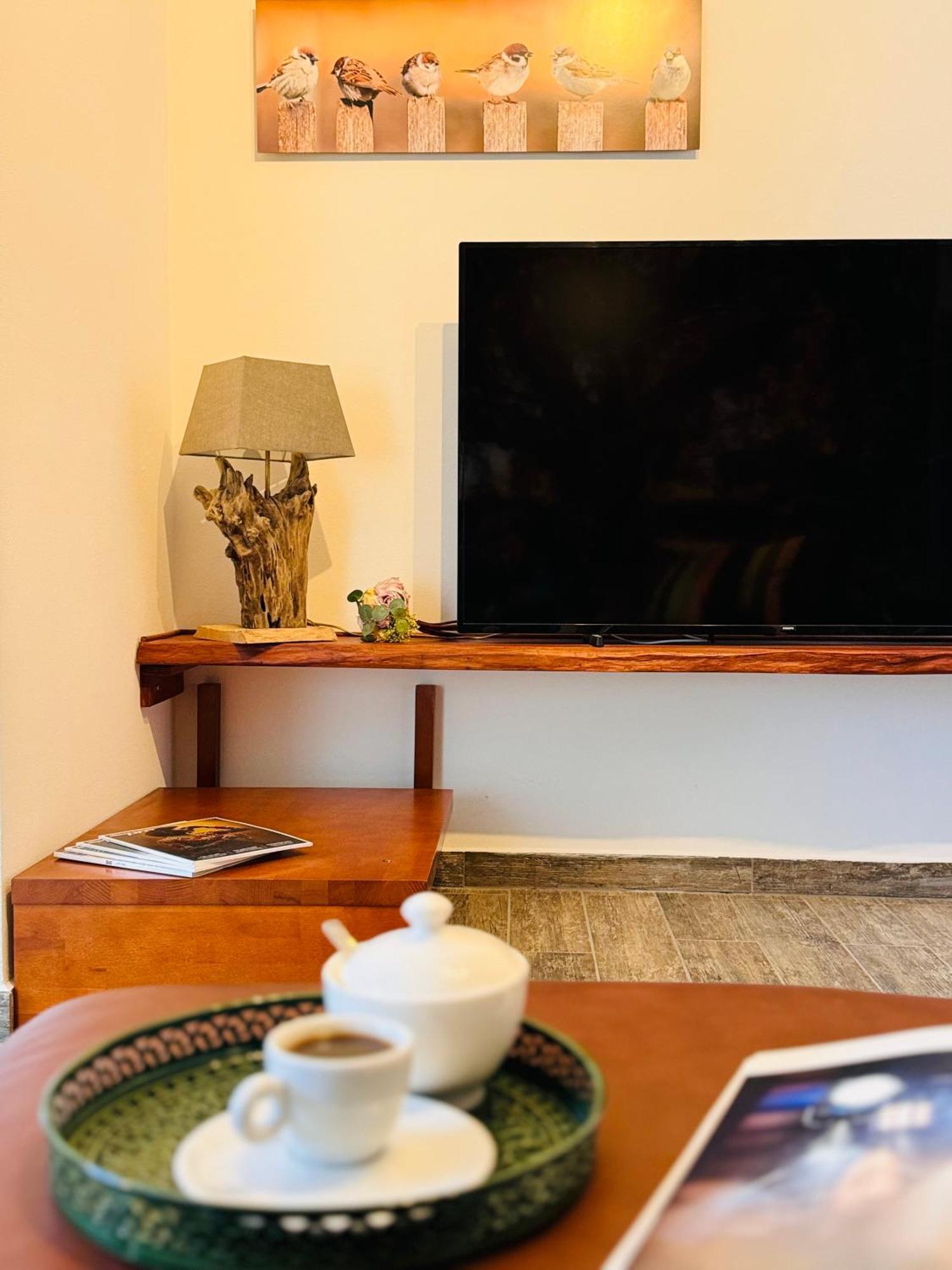Apartment With A Terrace Forest Home Lullula Veprinac Esterno foto